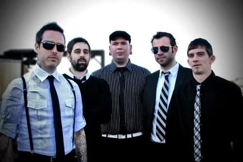 25.09.2008 - The Casting Out / Red Tape Parade / The Escape Artist - Bochum, Matrix