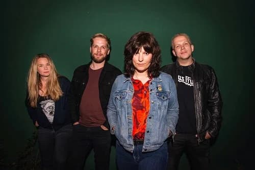 March: Neue Single, neues Video