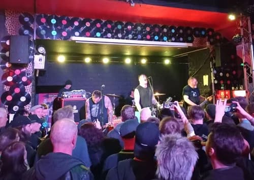 18.01.2026 - Teenage Bottlerocket / DeeCracks - Essen, Don't Panic